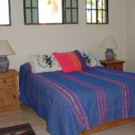 Las Mujeres Bedroom - Queen Bed